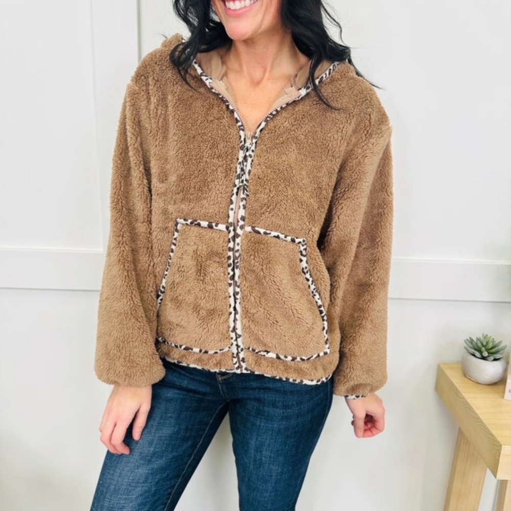 Culture Code Brown Hooded Sherpa Jacket with Leopard Print Accents Size Large